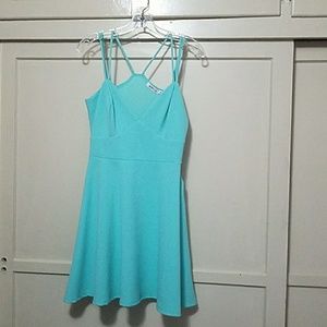 Light mint green dress w/adjustable straps.